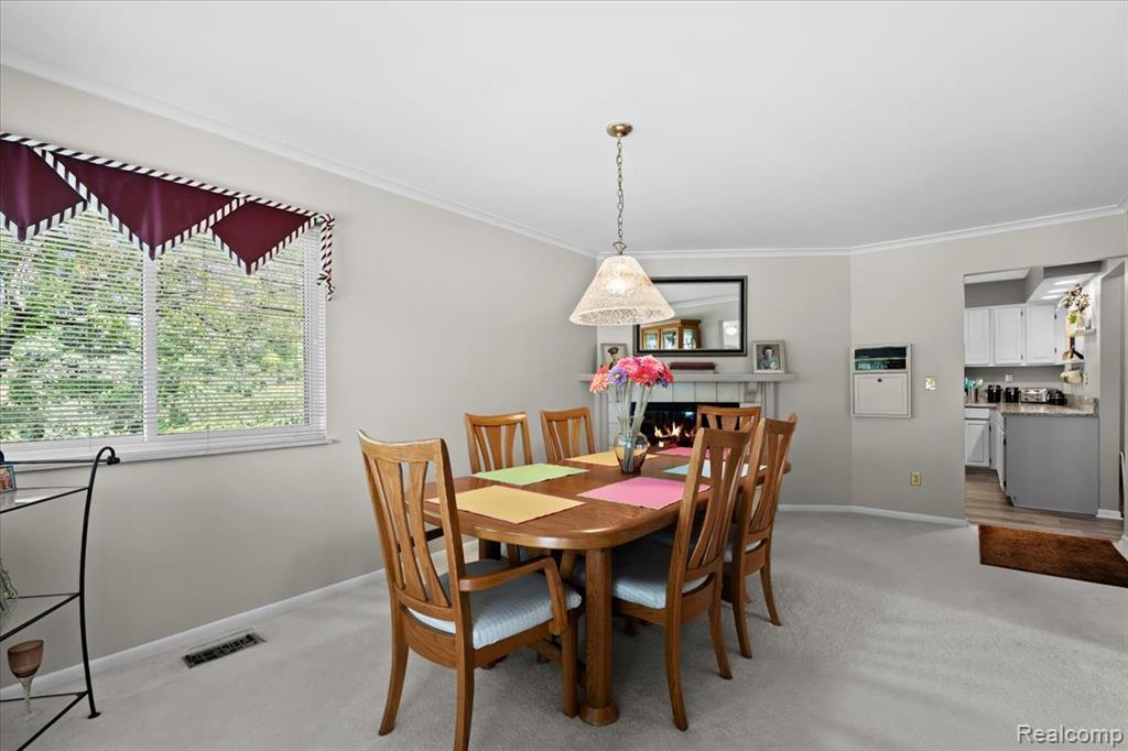 9498 Fenwin Drive, Grand Blanc, MI, 48439