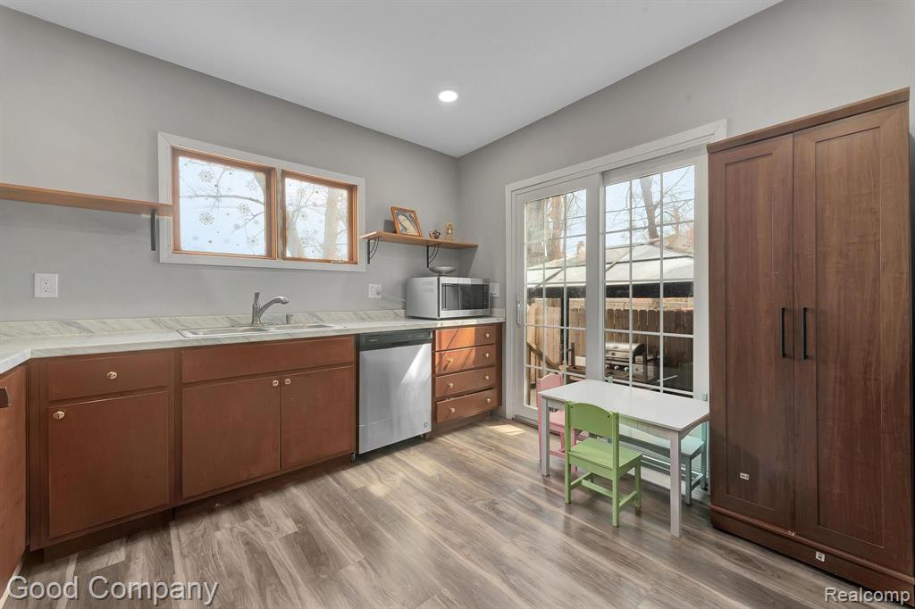 1532 LIVERNOIS Avenue, Detroit, MI 48209 — Photo 12