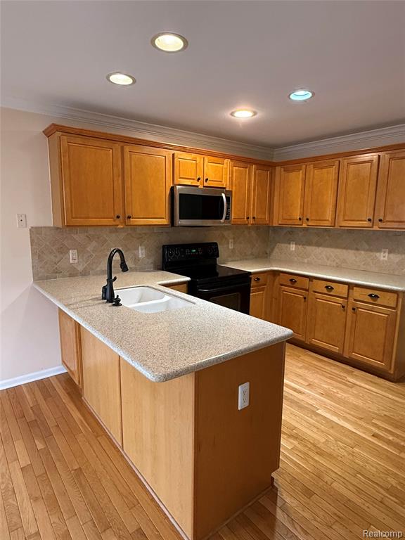21629 Knights Lane, Trenton, MI 48183 — Photo 11