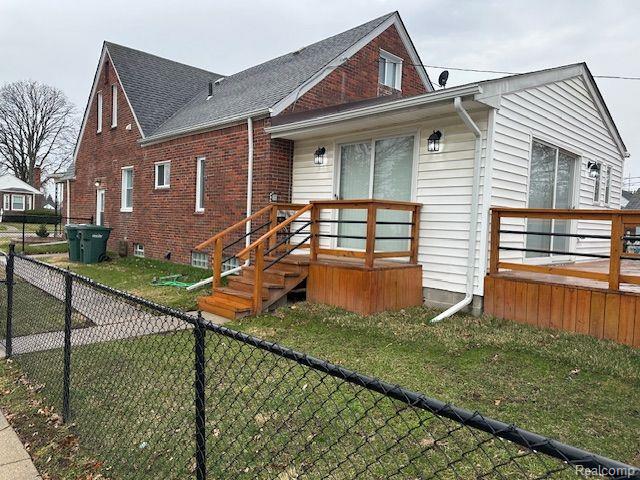 908 MORAN Avenue, Lincoln Park, MI 48146 — Photo 37