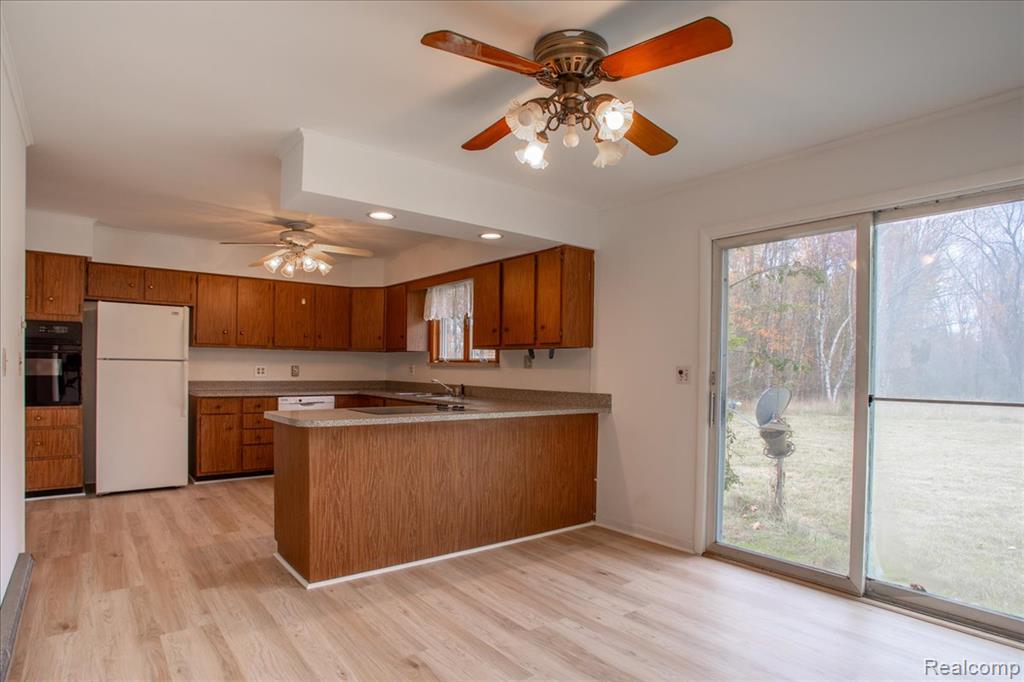 8465 Watson Road, Marlette, MI 48453 — Photo 12