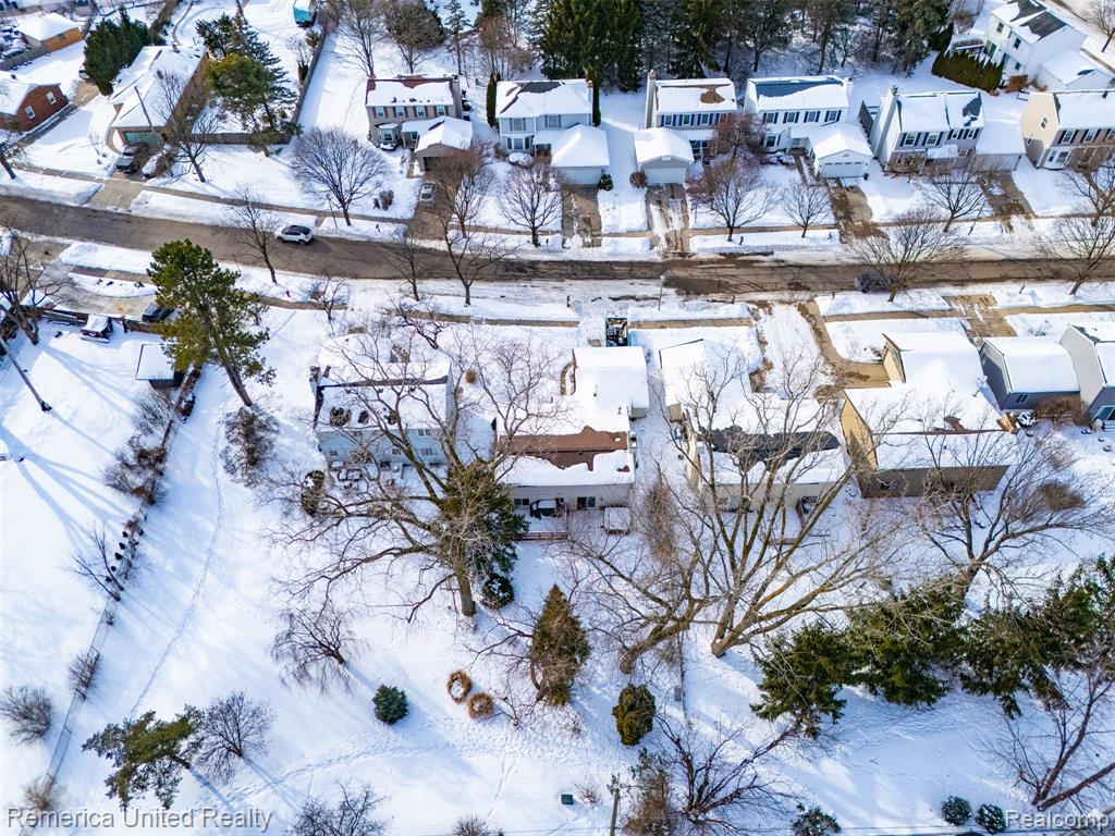 968 Touraine Avenue, East Lansing, MI 48823 — Photo 43