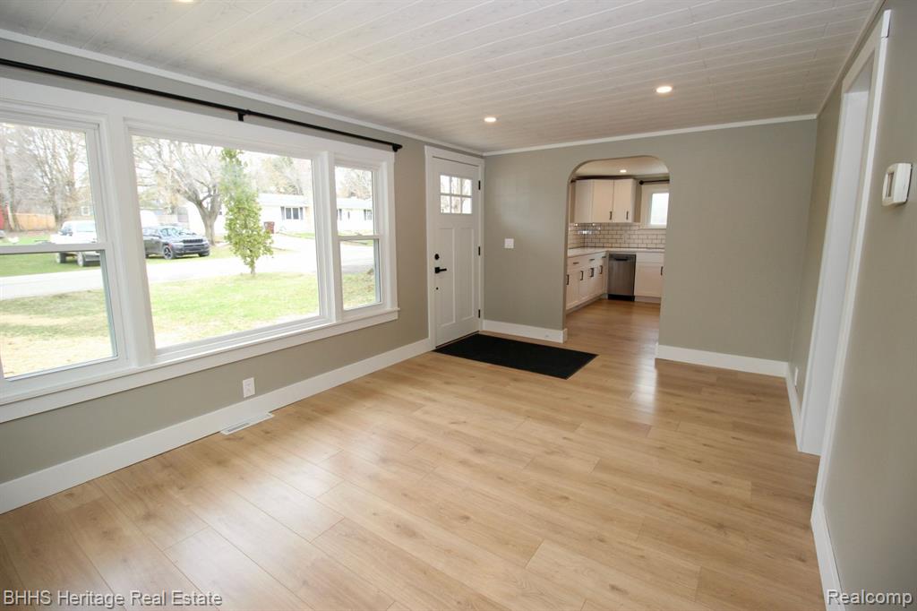 316 MONROE Street, Webberville, MI 48892 — Photo 10