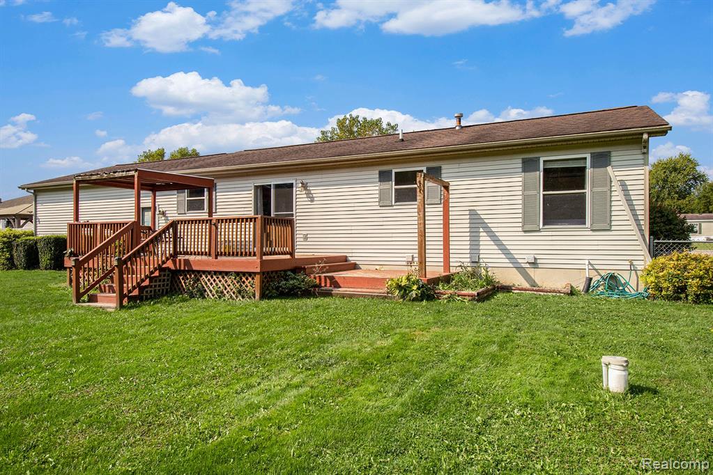 126 WALKER Drive, Morrice, MI 48857 — Photo 22