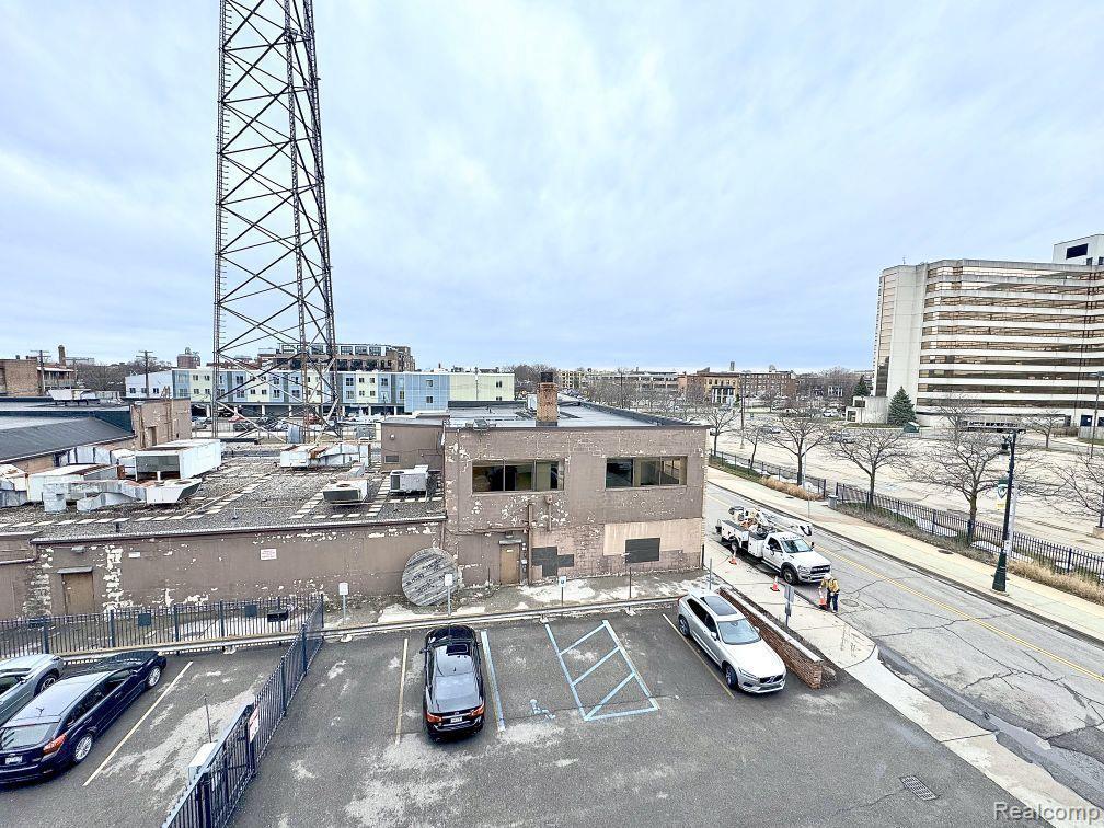 55 W CANFIELD Street, 303, Detroit, MI 48201 — Photo 29