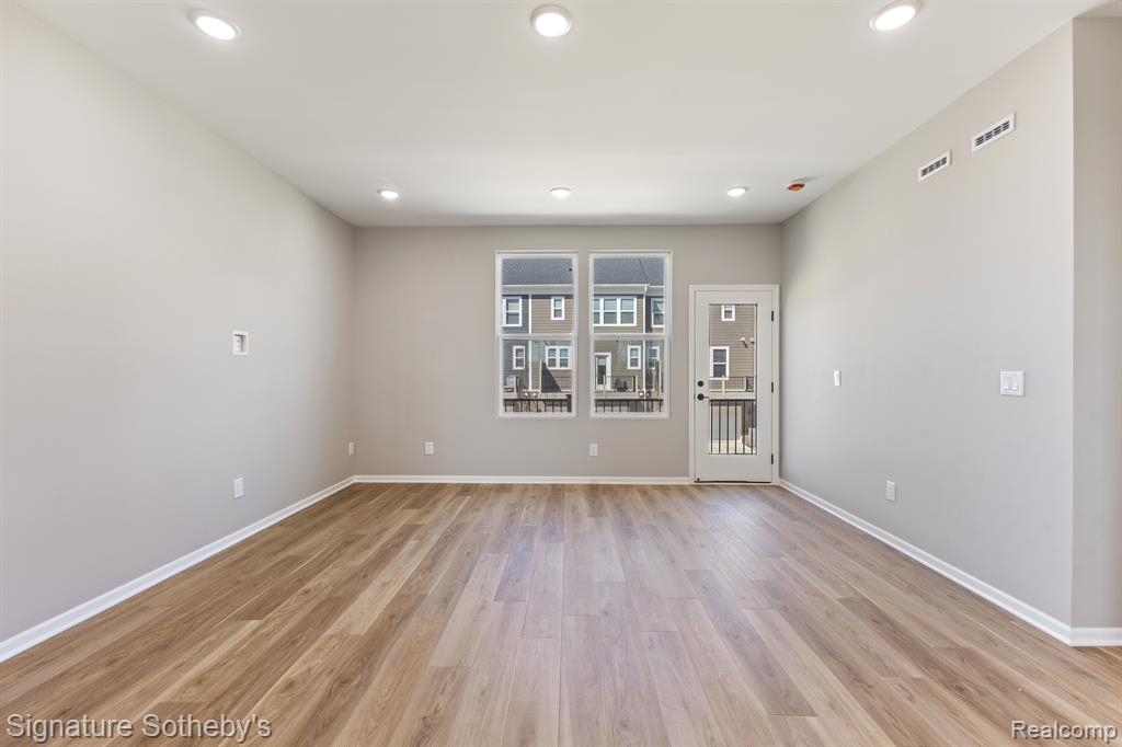 43115 Atwood Avenue, Novi, MI — Photo 11