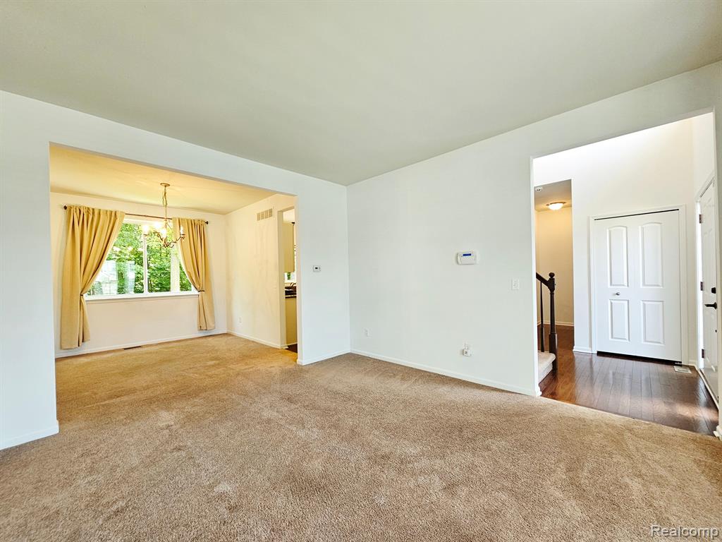 13401 STAMFORD Road, Belleville, MI 48111 — Photo 15