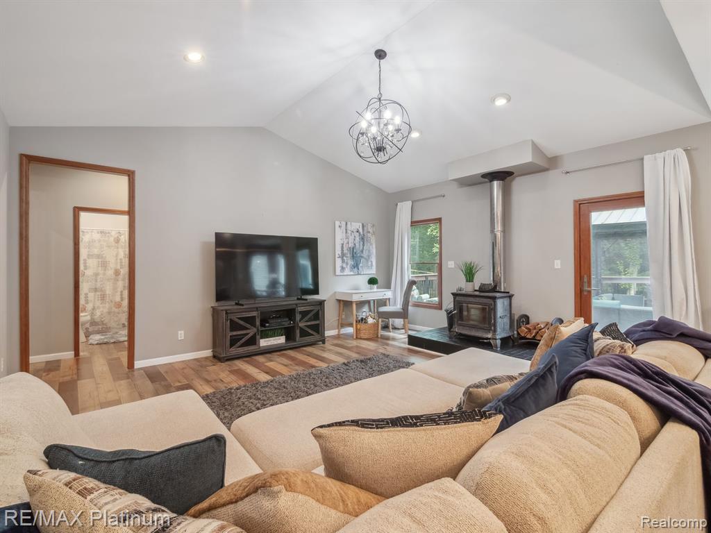 18364 WALNUT Lane, Gregory, MI 48137 — Photo 9