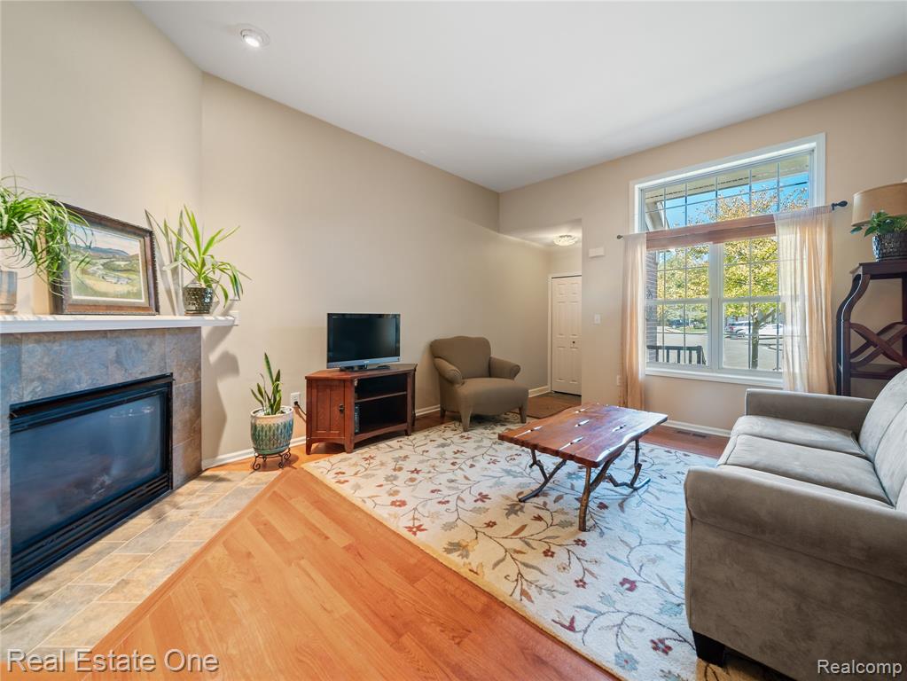 122 Pondview Court, Brighton, MI 48116 — Photo 5