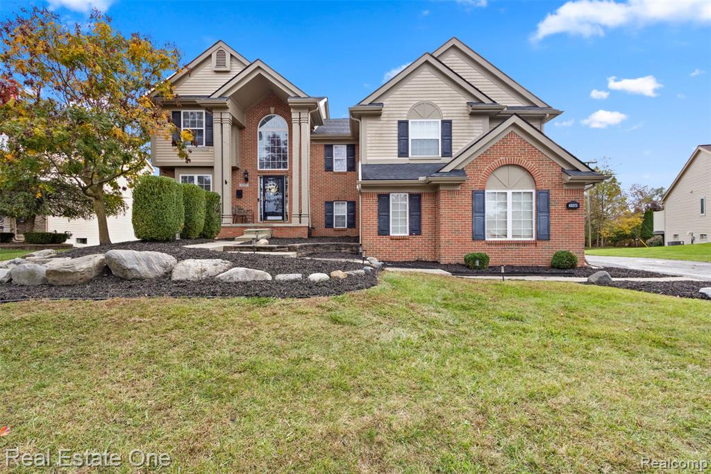 43275 Pond Bluff Drive, Belleville, MI 48111 — front exterior