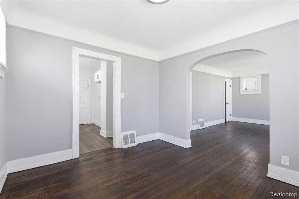 15881 Winthrop Street - Photo 5