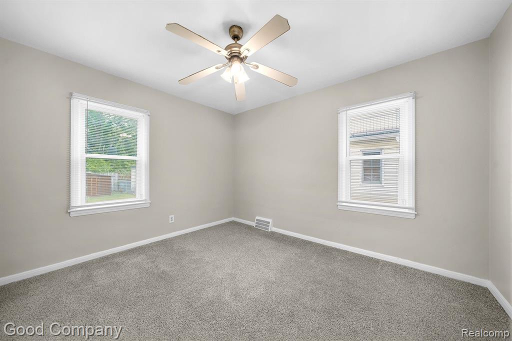 9101 HARTWELL Street, Detroit, MI 48228 — Photo 15