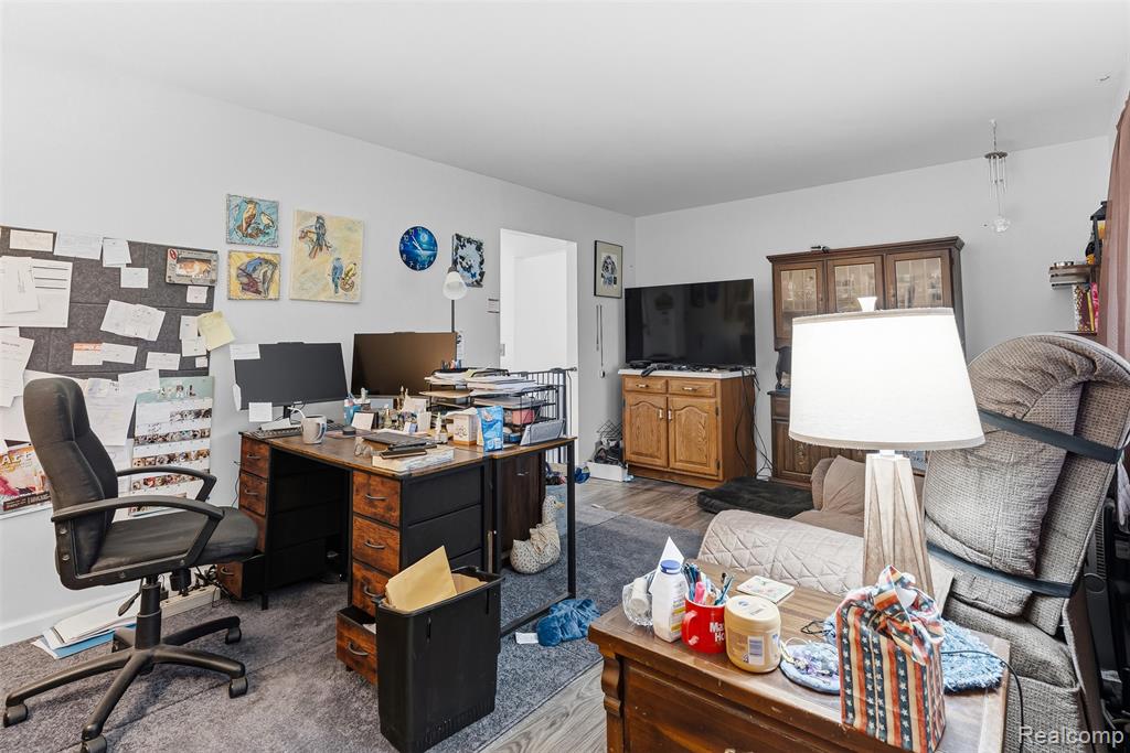 5114 Reid Road, Swartz Creek, MI 48473 — Photo 11