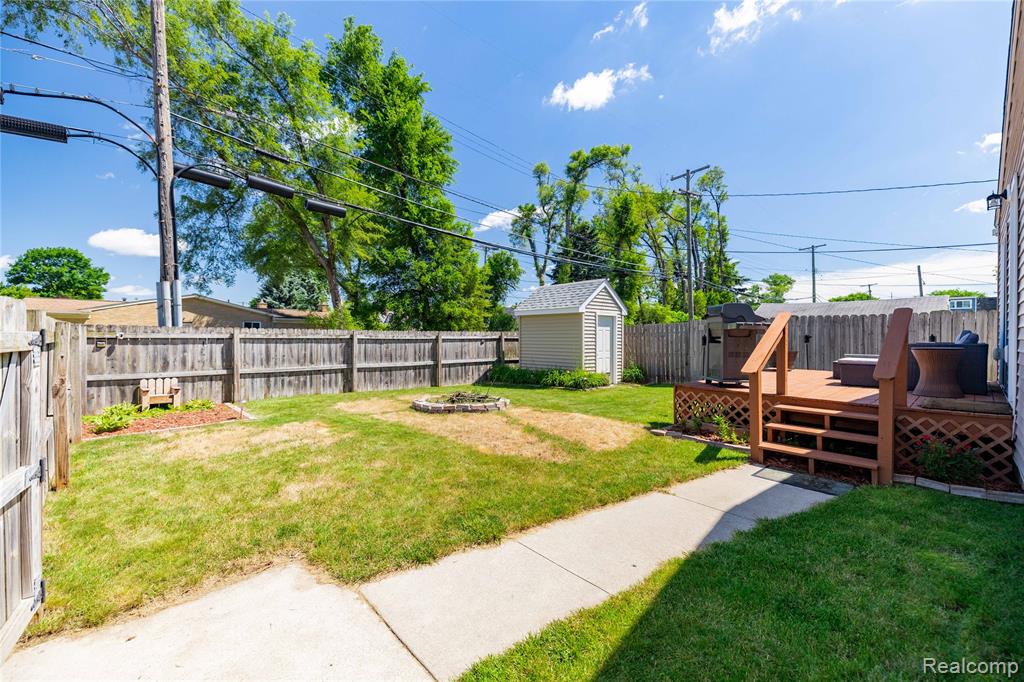 826 Goddard Street, Wyandotte, MI 48192 — Photo 32