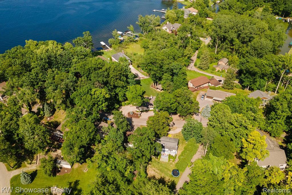 4020 Watuga Street, Commerce Twp, MI 48390 — Photo 46