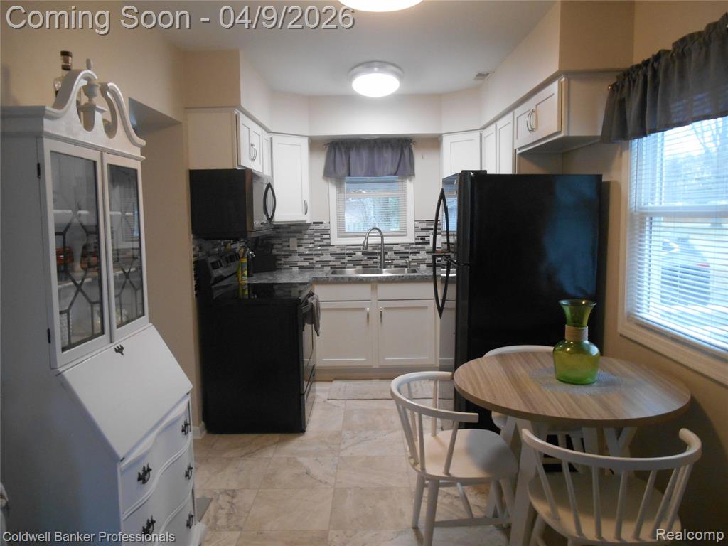 1454 Merle Avenue, Burton, MI 48509 — Photo 13