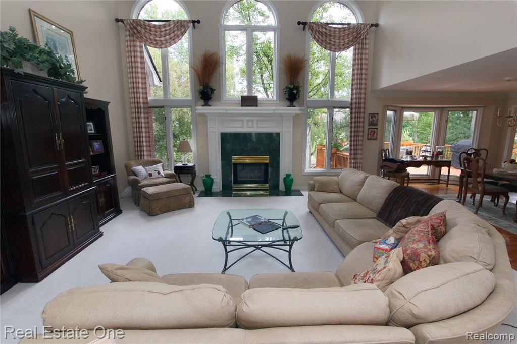 3991 Oakfield Court, Shelby Twp, MI 48316 — Photo 9