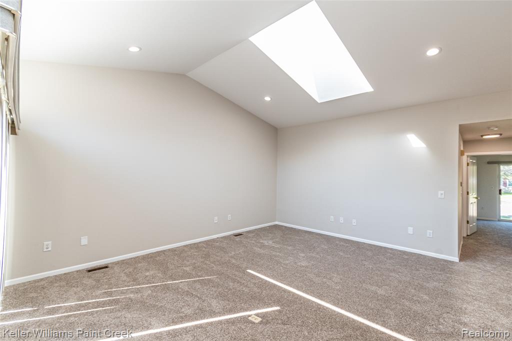 48619 Sugarbush Court, Shelby Twp, MI 48315 — Photo 8
