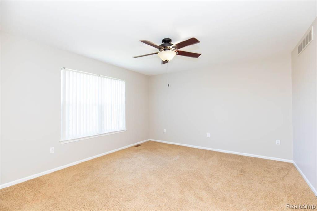 475 CHERRY ORCHARD Road, Canton, MI 48188 — Photo 31
