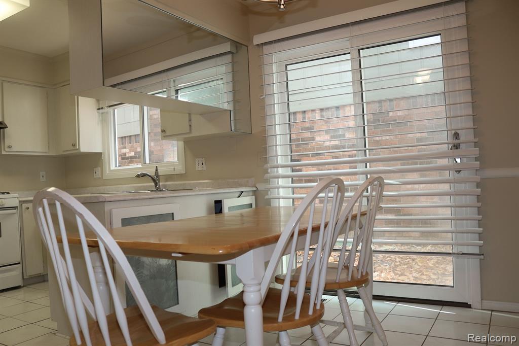 4085 JUSTIN, Bloomfield Hills, MI 48302 — Photo 12