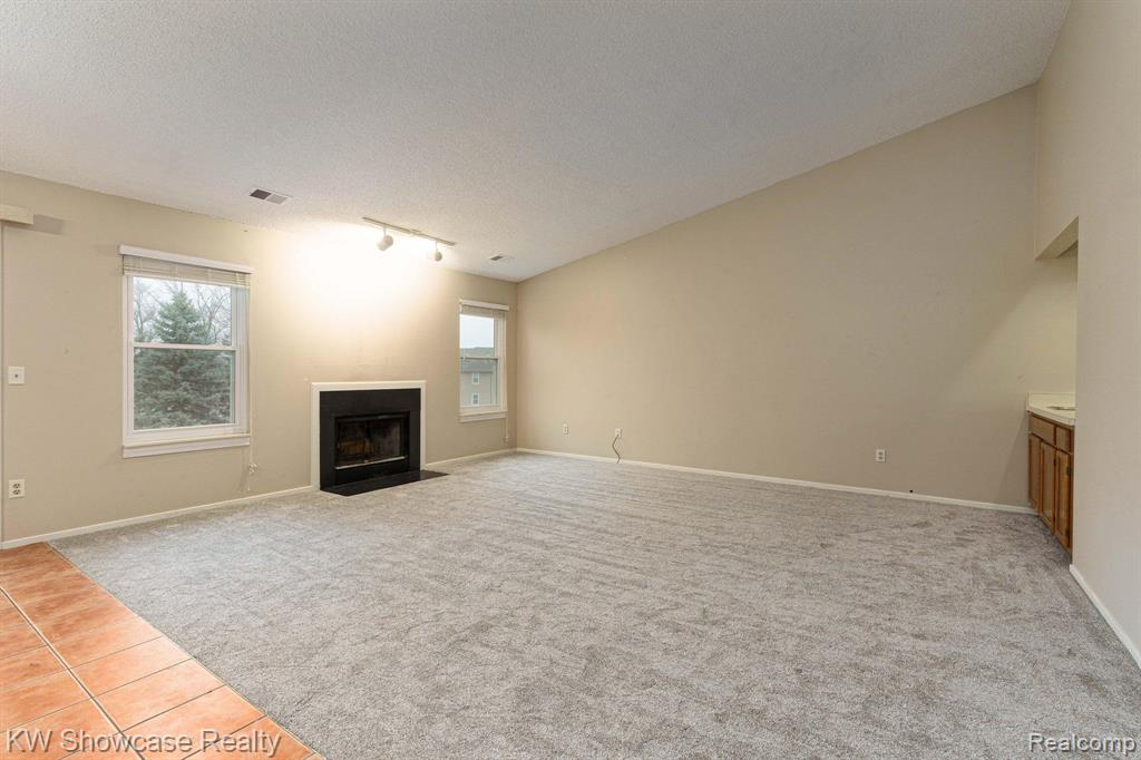 4980 OAK HILL Drive, 66, Waterford, MI 48329 — Photo 12