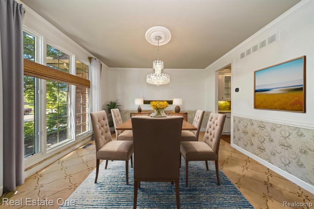 6745 CHARING Crossing, West Bloomfield, MI — Photo 28