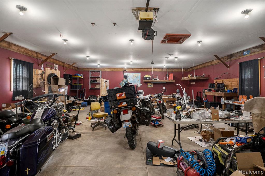 6057 Hill Road, Swartz Creek, MI 48473 — Photo 19