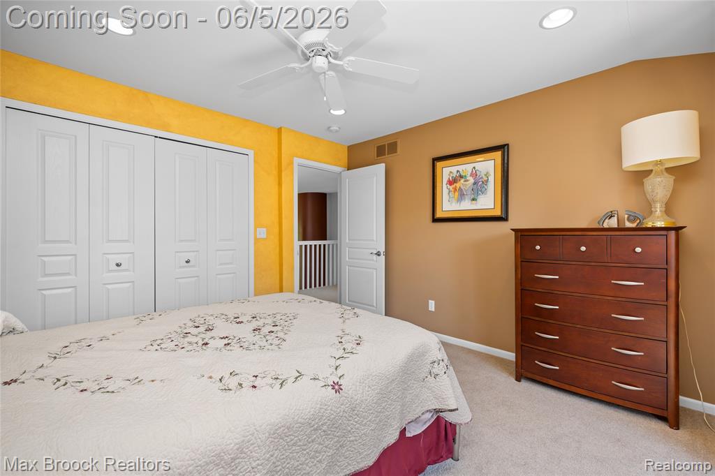 6294 Lindsay Court, West Bloomfield, MI 48324 — Photo 49