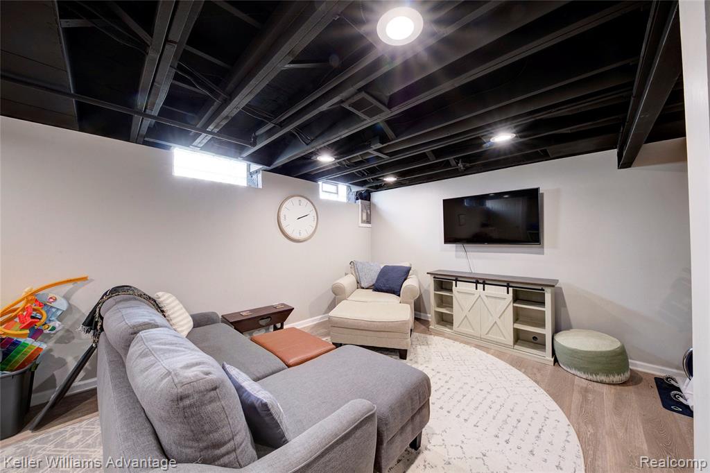 44273 Richmond Court, Canton, MI 48187 — Photo 56