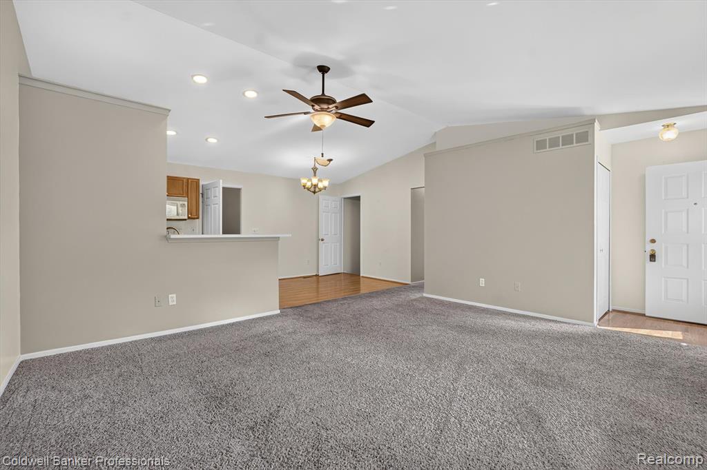 9533 Overlook Court, Grand Blanc, MI 48439 — Photo 7