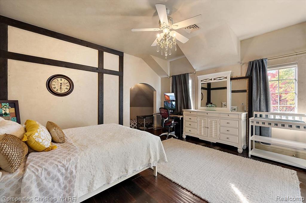 3701 Northwood, West Bloomfield, MI, 48324