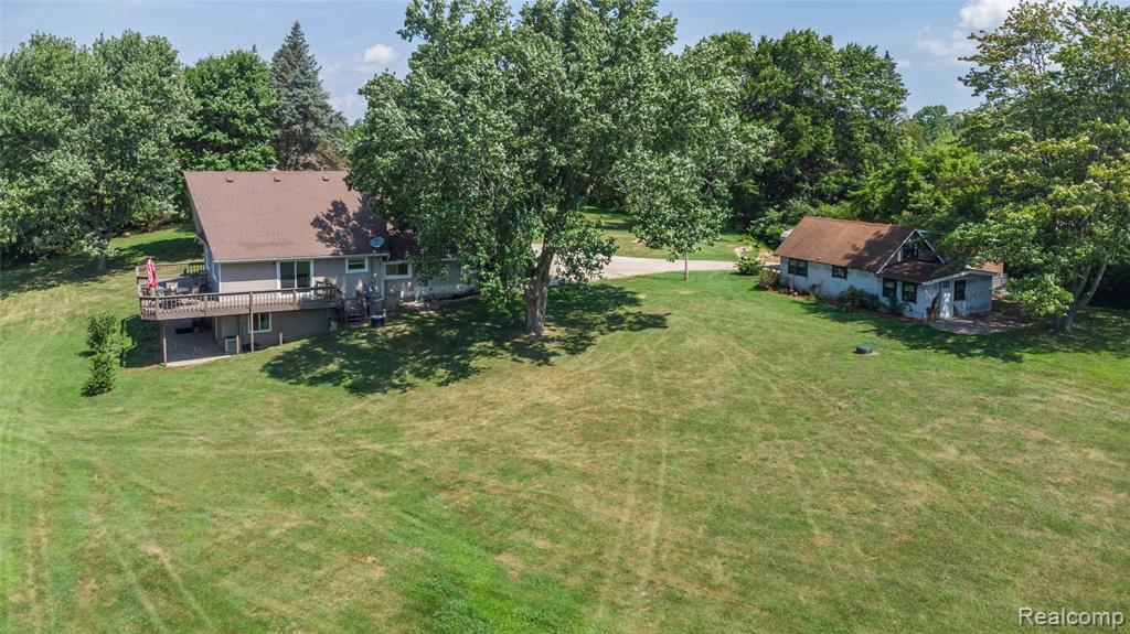 11010 Hegel Road, Goodrich Vlg, MI — Photo 24