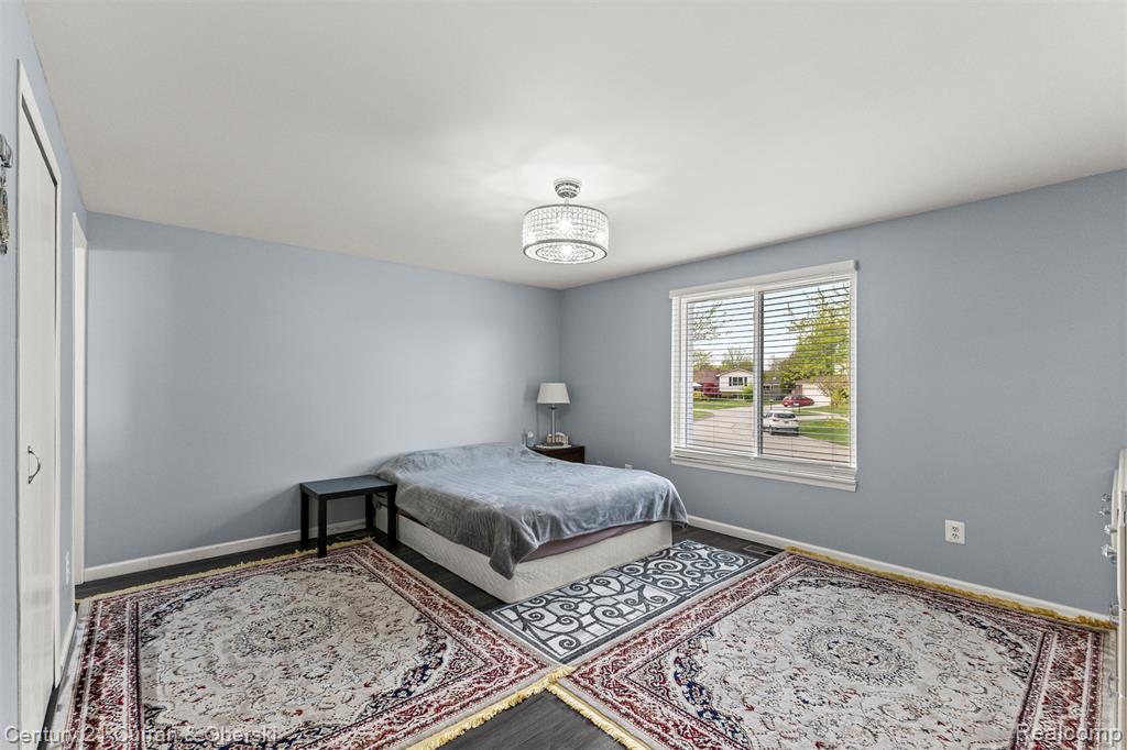 45561 Edgewood Court, Canton, MI 48187 — Photo 32