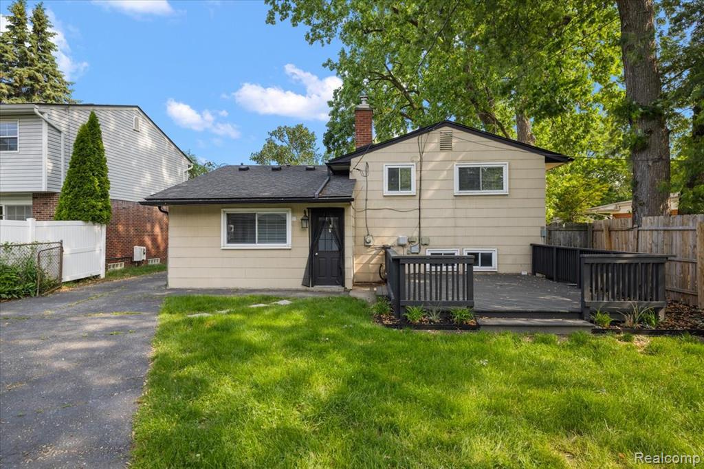 726 Woodlawn Avenue, Royal Oak, MI 48073 — Photo 29