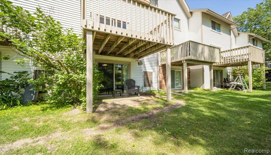 7310 Bluewater Drive, 116, Clarkston, MI 48348 — Photo 21