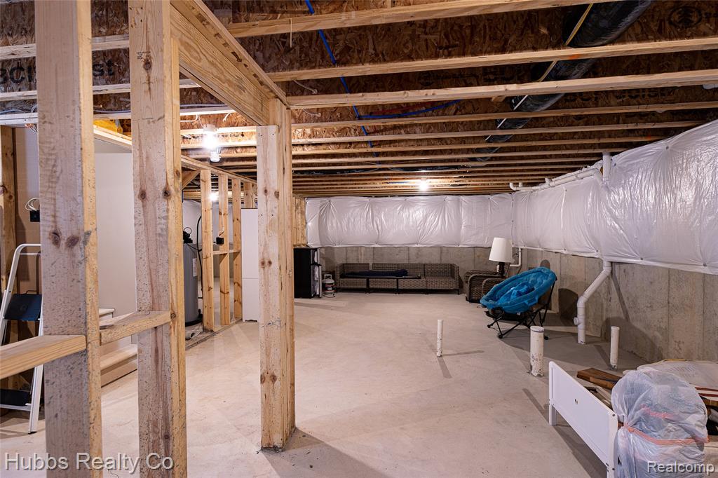 7340 Westminster Circle, Grand Blanc, MI 48439 — Photo 60