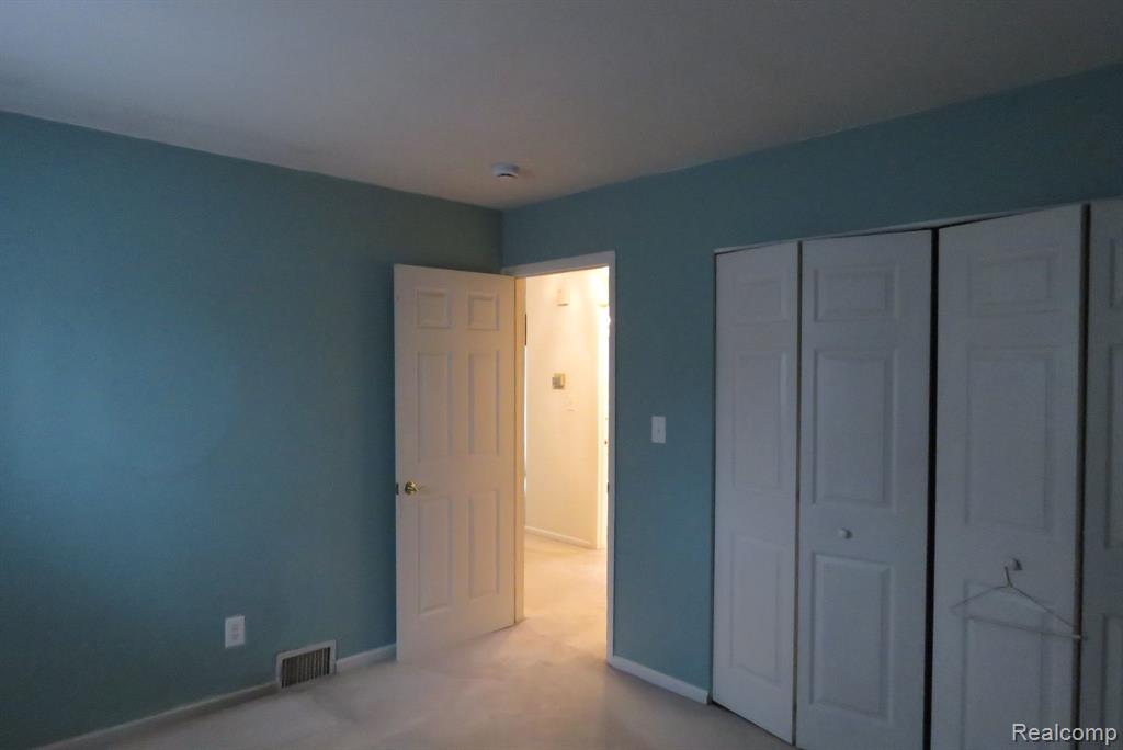 7431 HARTEL Street, Westland, MI — Photo 10
