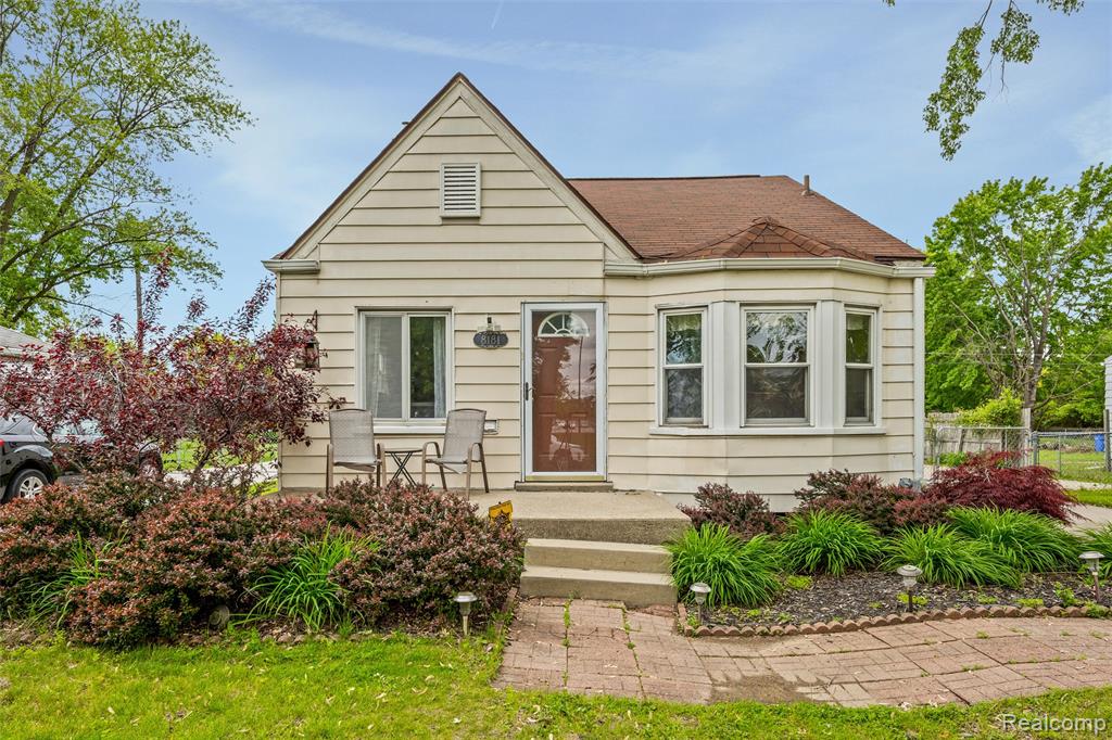 8181 Vermont Avenue, Warren, MI 48093 — Photo 2