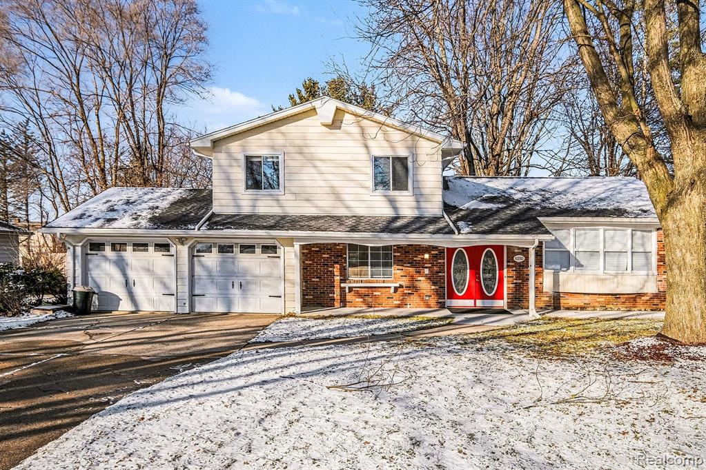6090 Lancaster Drive, Flint, MI 48532 — Photo 2