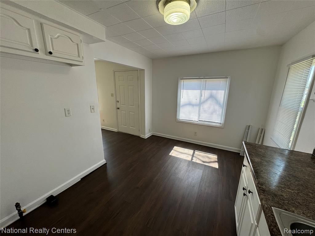 8709 Toepfer Road, Warren, MI 48089 — Photo 7
