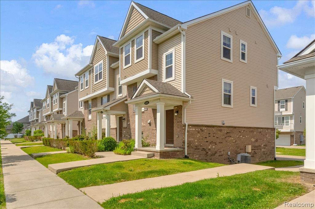 4600 Bradley Circle, Troy, MI 48085 — Photo 2