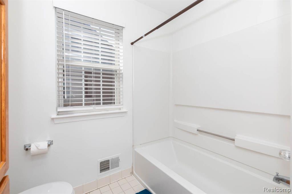 370 CHERRY GROVE Road, Canton, MI 48188 — Photo 20