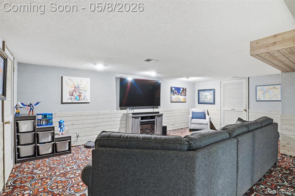 44088 Yorkshire Drive, Canton, MI 48187 — Photo 36