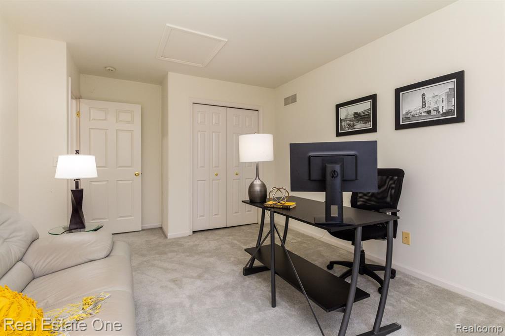 3281 NIAGARA Avenue, Canton, MI 48188 — Photo 34