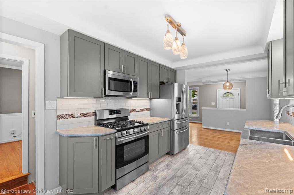 4121 Amherst Road, Royal Oak, MI 48073 — Photo 12