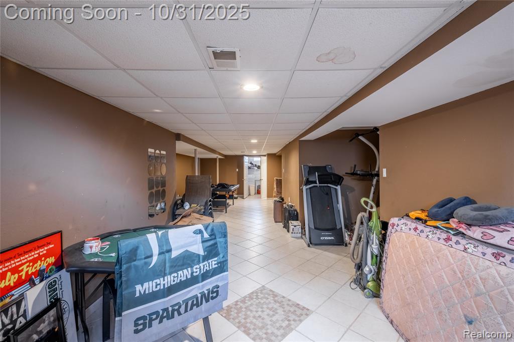 7036 Glen Oak Drive, Grand Blanc, MI 48439 — Photo 19