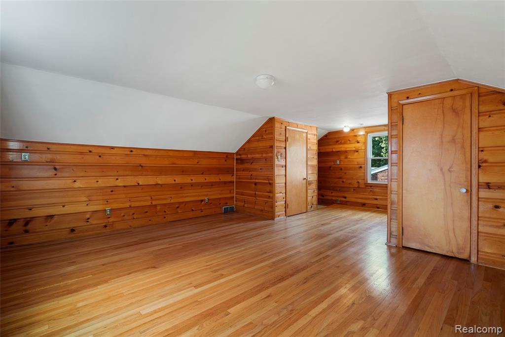 920 N Denwood Street, Dearborn, MI 48128 — Photo 17
