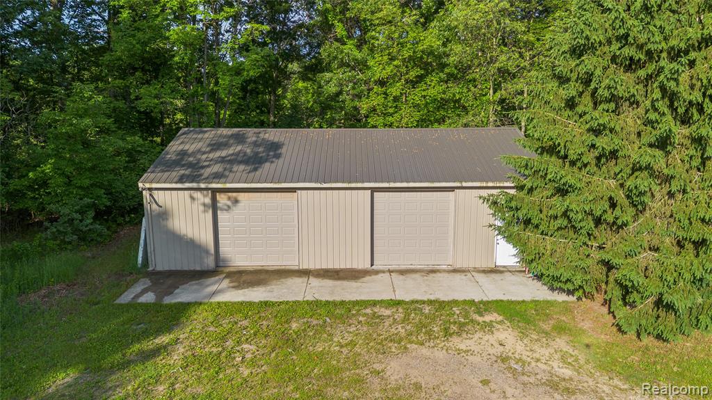 2190 Seymour Lake Road, Ortonville, MI 48462 — Photo 38