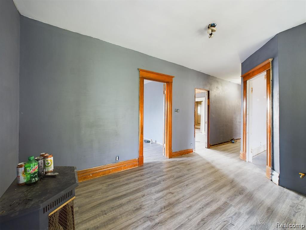 821 M L King Avenue, Flint, MI 48503 — Photo 42