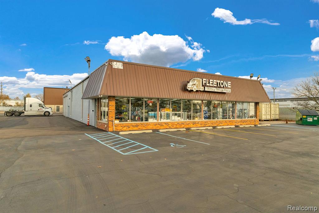 1475 S Newburgh Road, Westland, MI, 48186